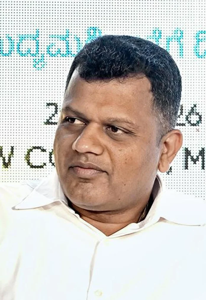 Union-govt.-relGPGFS6J28.3.jpg