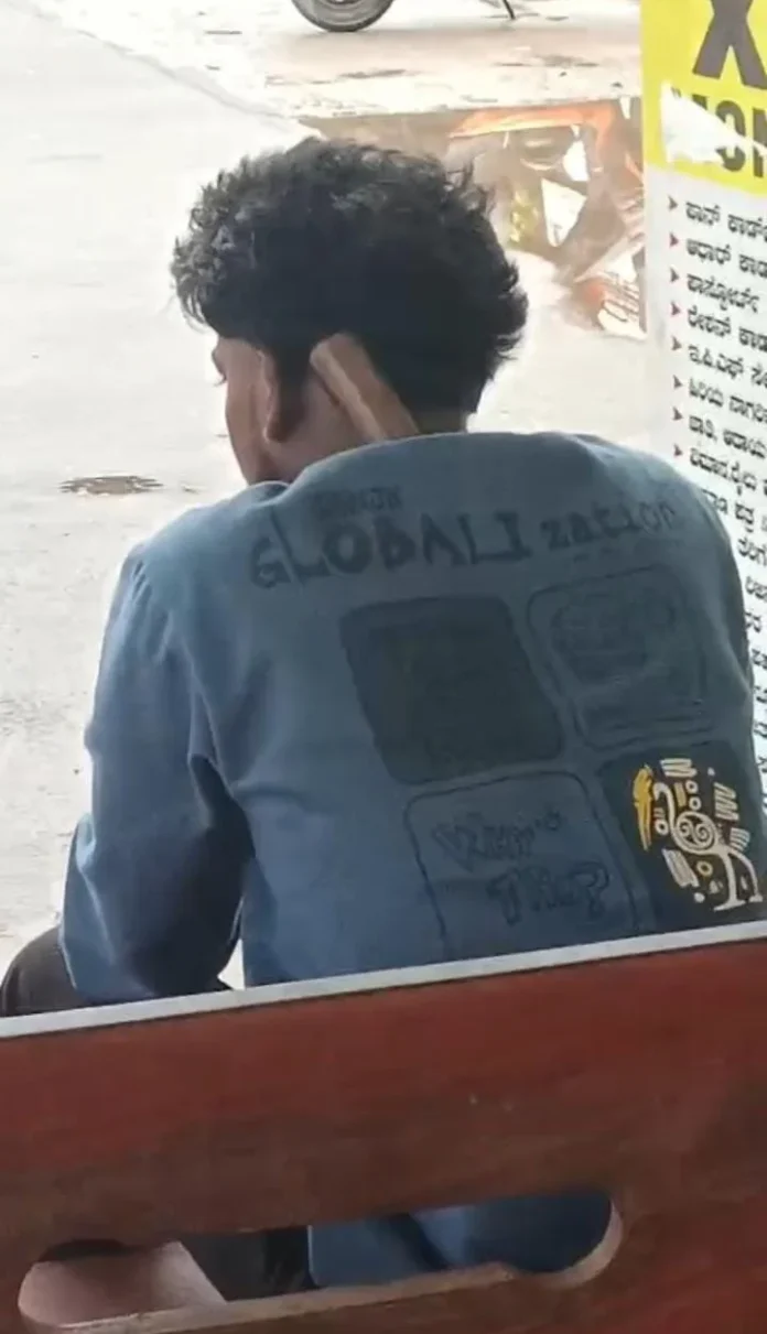 1784379561402049-0